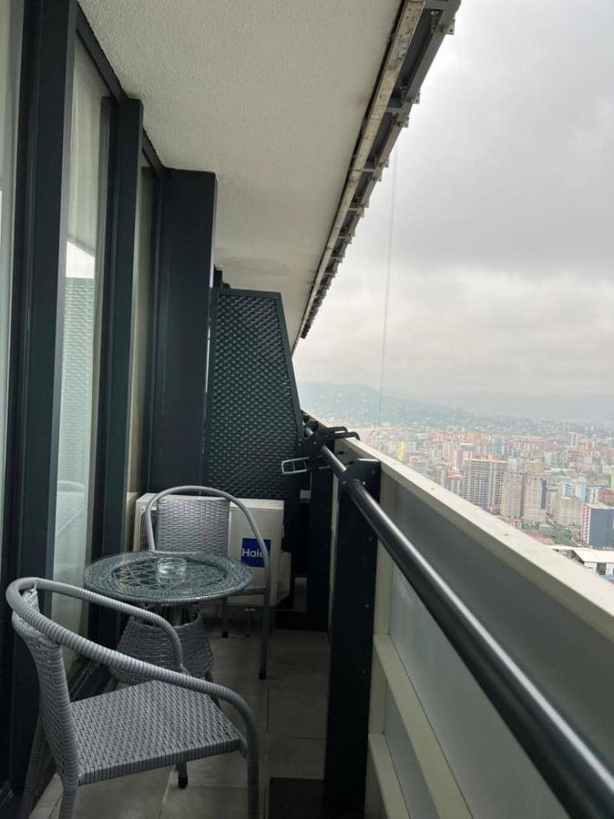 Apartment On The 45Th Floor In Orbi City Batumi Kültér fotó