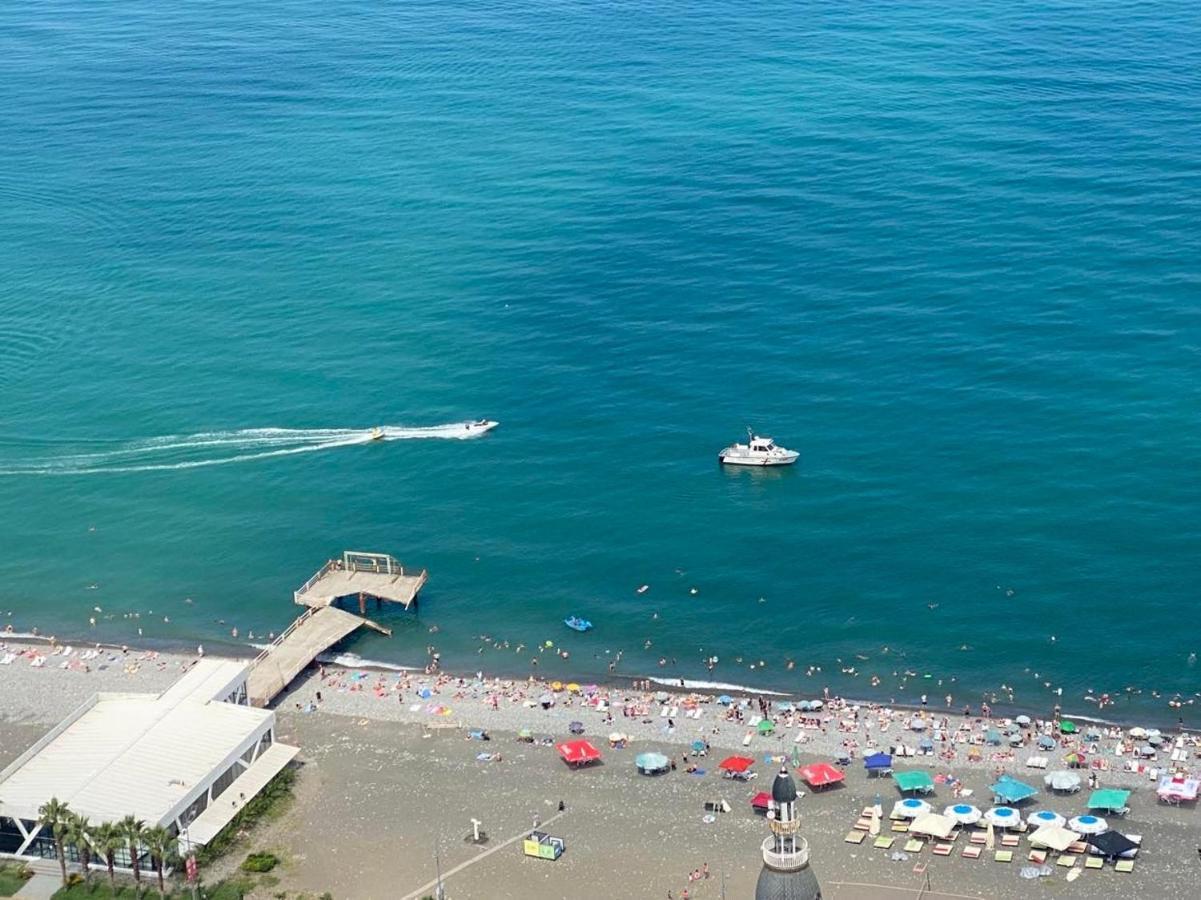 Apartment On The 45Th Floor In Orbi City Batumi Kültér fotó